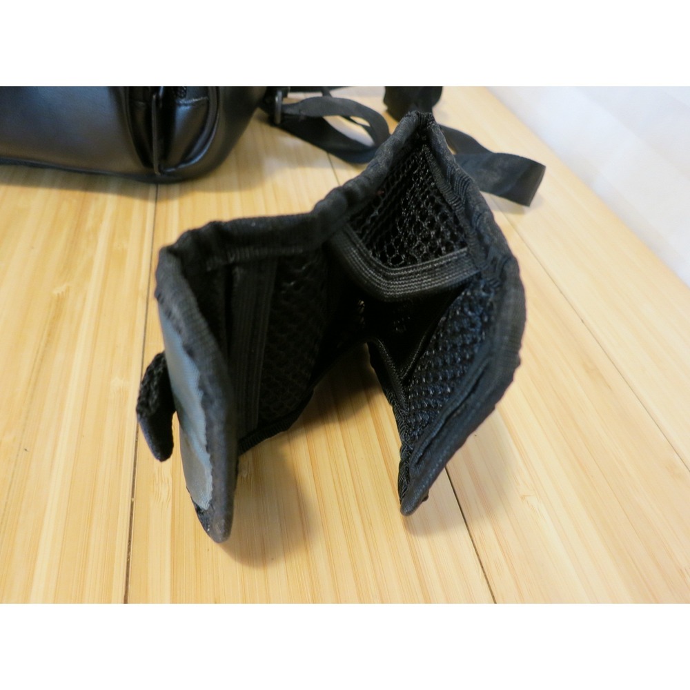 Vtg Case Logic Camera Bag Black Shoulder Strap Pockets Padded Storage 8x5x5 - Picture 10 of 10